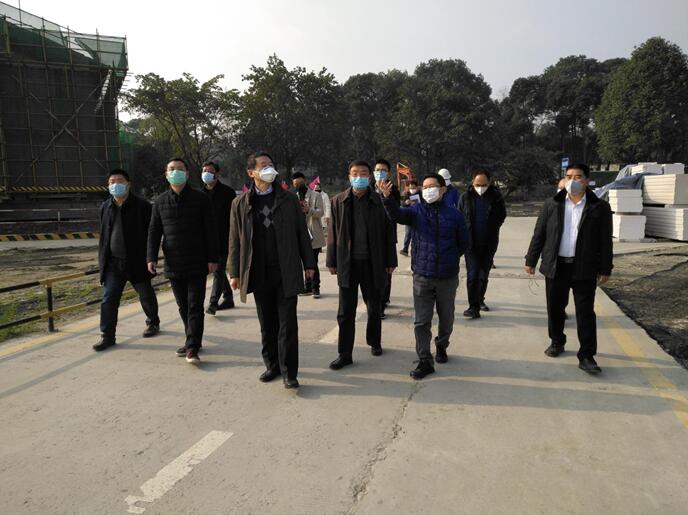 集团党委书记、董事长任丁率队 赴金牛宾馆检查工作