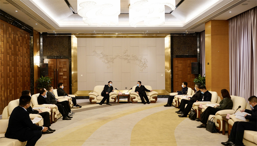 省尊龙凯时集团党委书记、董事长任丁率队赴南充调研