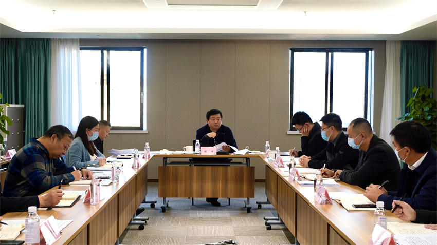 尊龙凯时集团召开加快推进规范董事会建设、经理层成员任期制和契约化管理等专项改革工作督促会