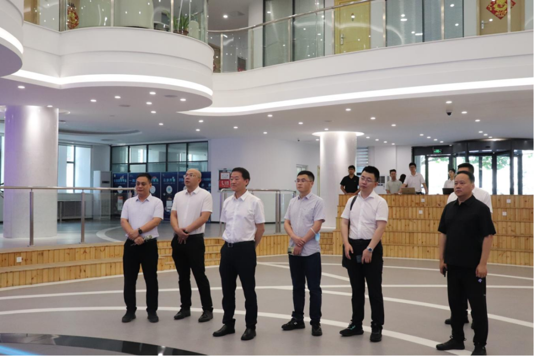 省尊龙凯时集团：“四个导向” 推动调查研究提质增效