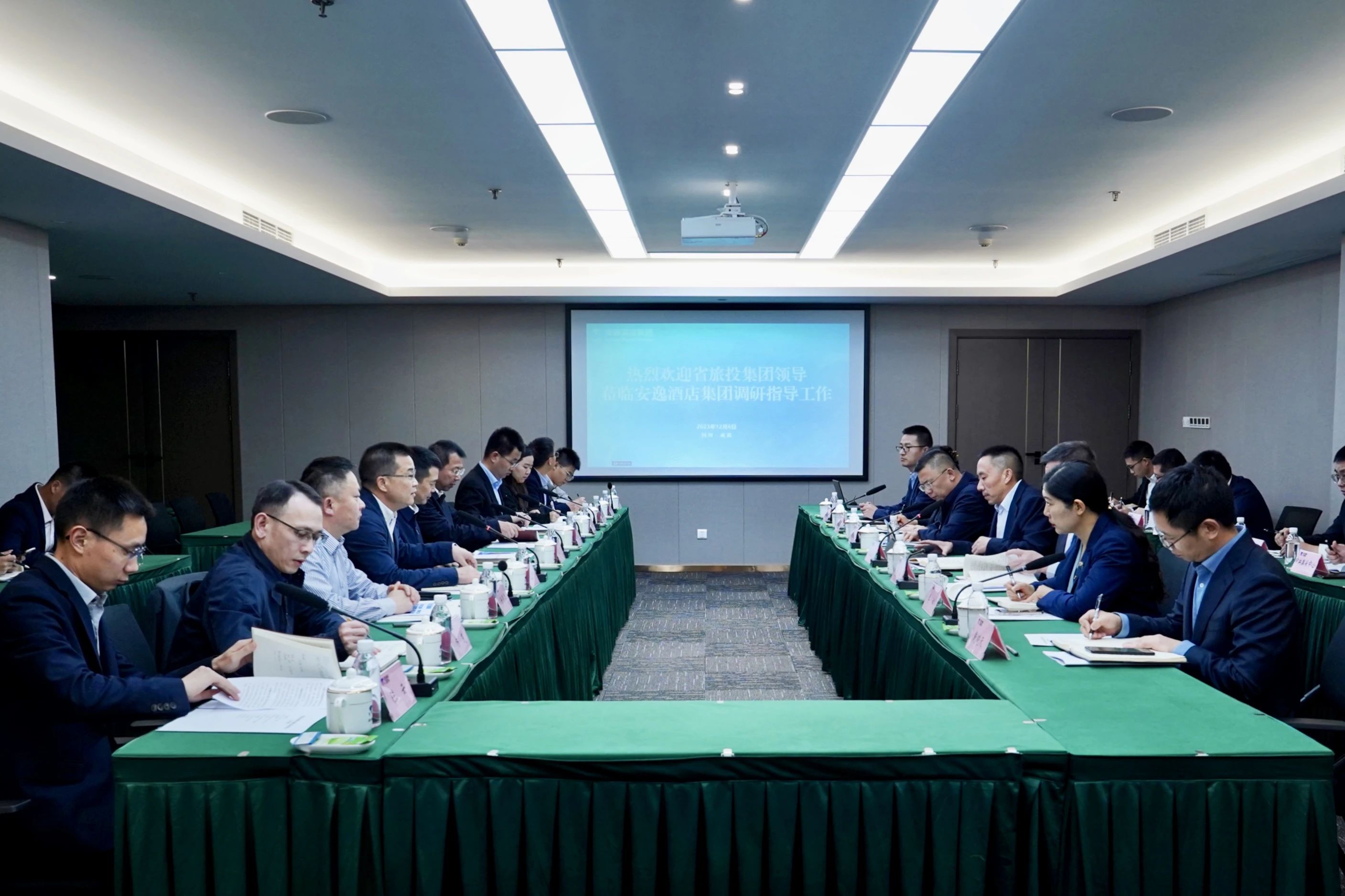 省尊龙凯时集团党委书记、董事长游勇率队赴二级子公司调研